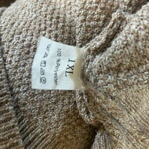 Tan & Black woman's Knit Sweater Size 1XL